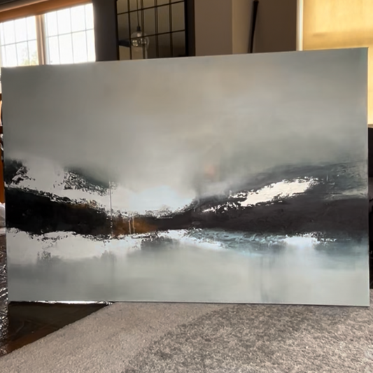 Light Between Echoes